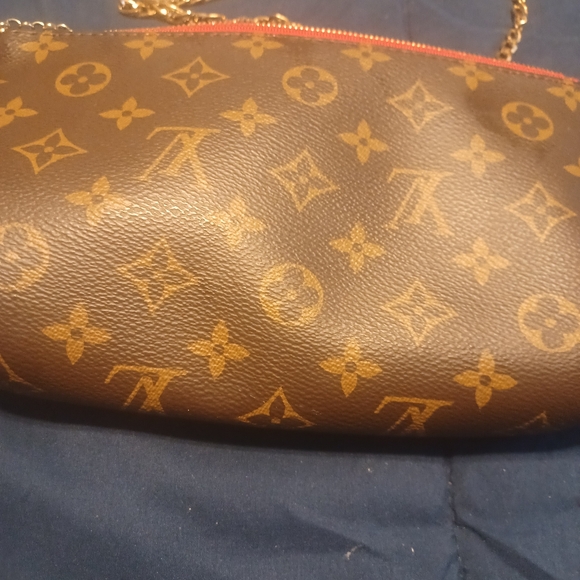 PURSE - Picture 3 of 4